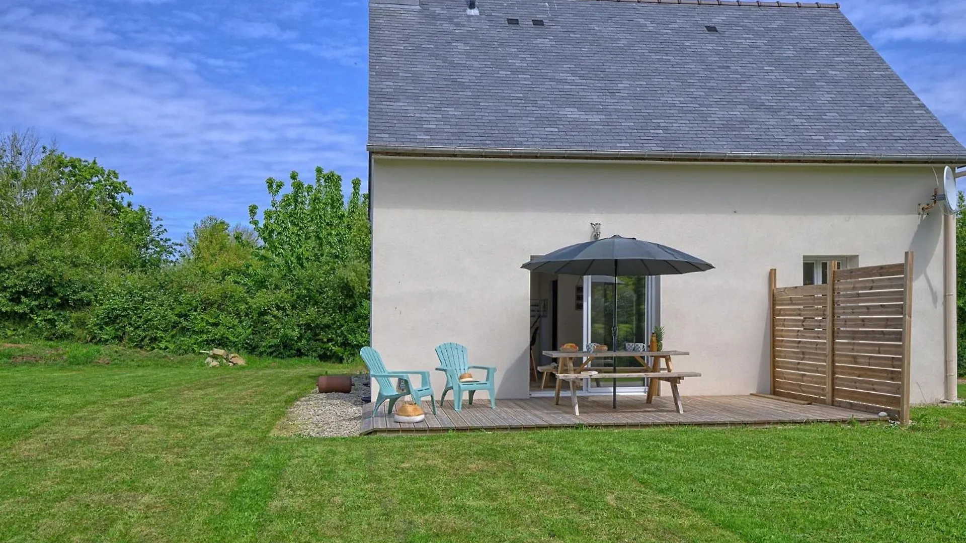 Holiday Home Kermorvan By Interhome Plougrescant 0*,  France